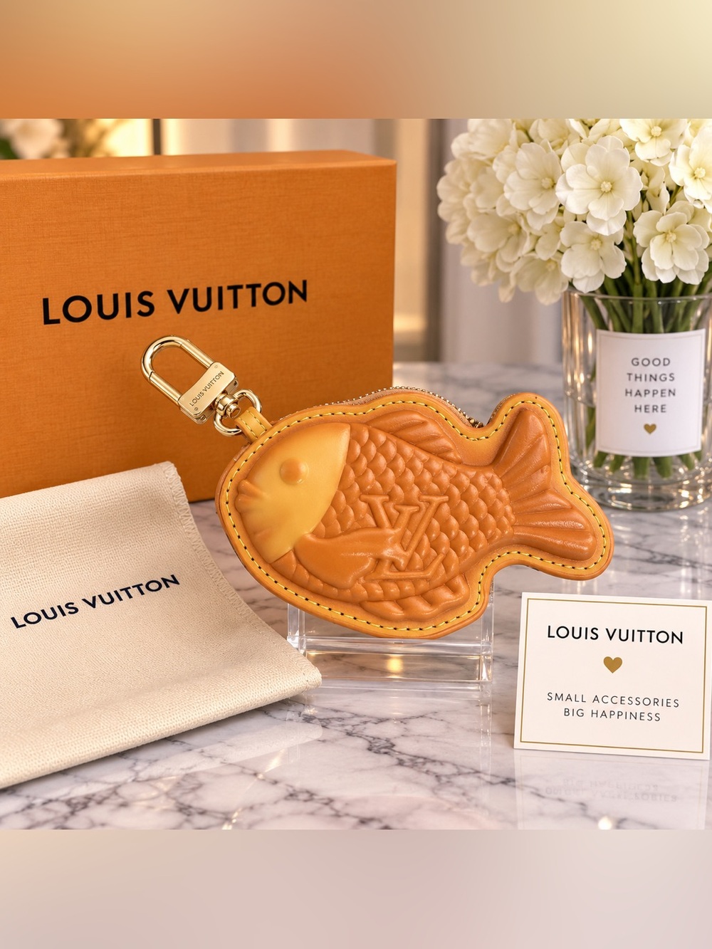 Tan Fish-Shaped Accessory Pouch Taiyaki